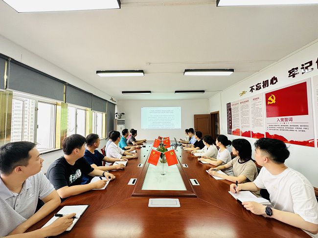 设计院本部各部门进行宣贯。佟晨琳 摄（修图）.jpg